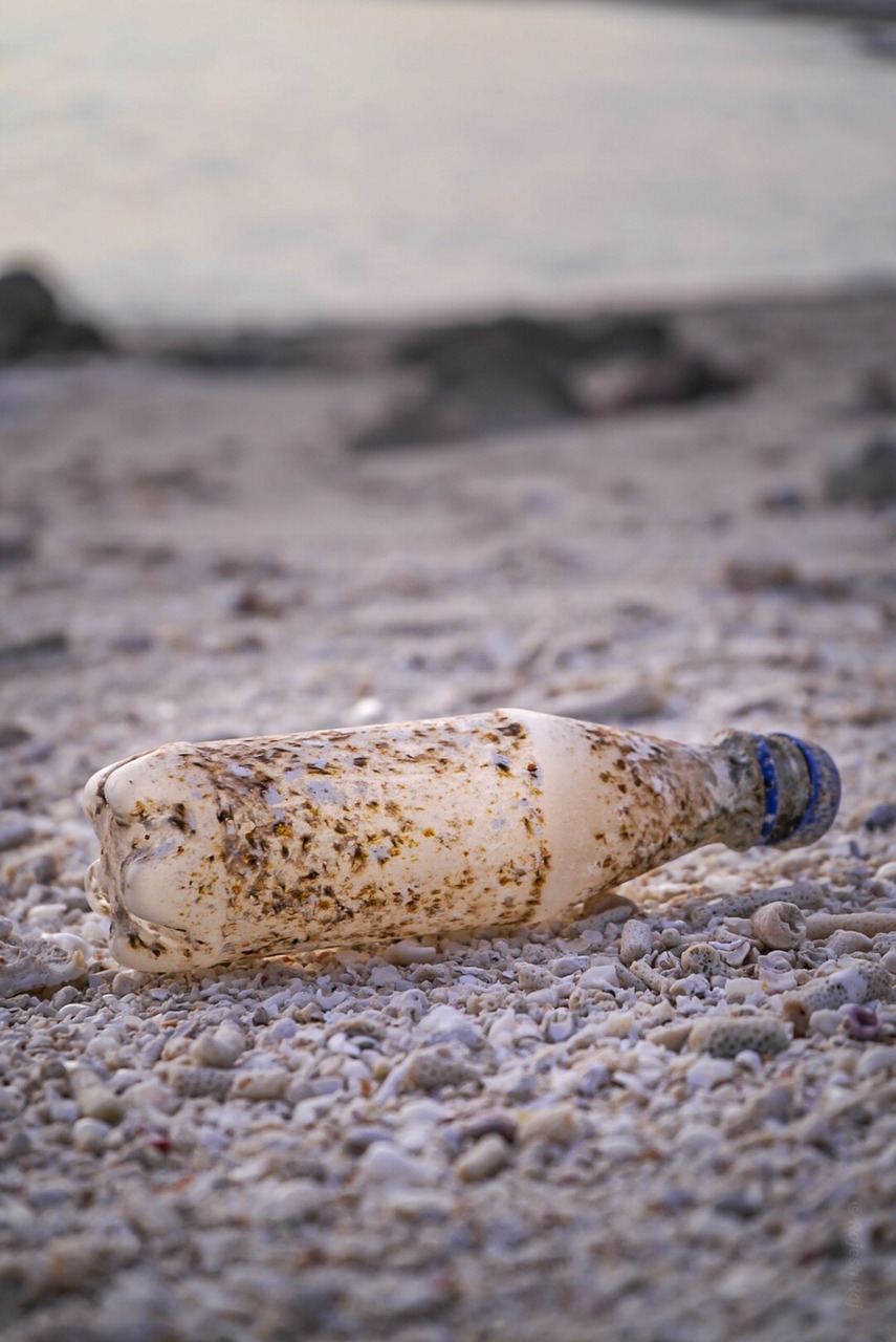 bottle-5870037_1280