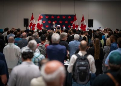 L’abolition du Programme des travailleurs étrangers temporaires souhaité par les conservateurs inquiète