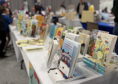 Écoles secondaires : plus d&rsquo;un million de nouveaux livres d&rsquo;ici trois ans